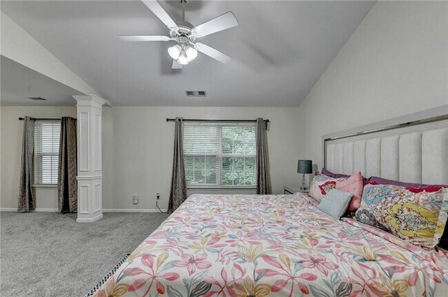 Building Photo - 2602 Pierce Brennen Ct NE