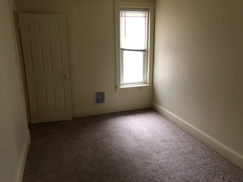 Building Photo - 1539 Cotton St