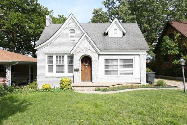 Building Photo - 3430 N Cypress St