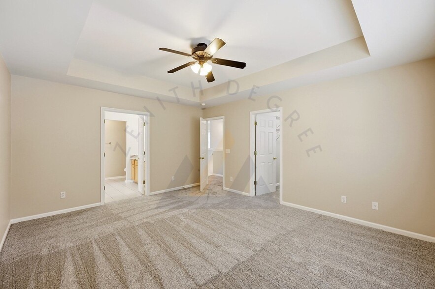 Building Photo - 65 Westbury Way