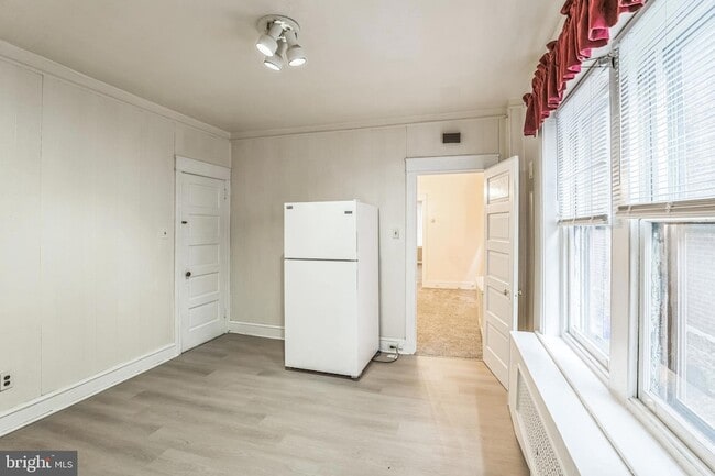 Building Photo - 415 Rector St