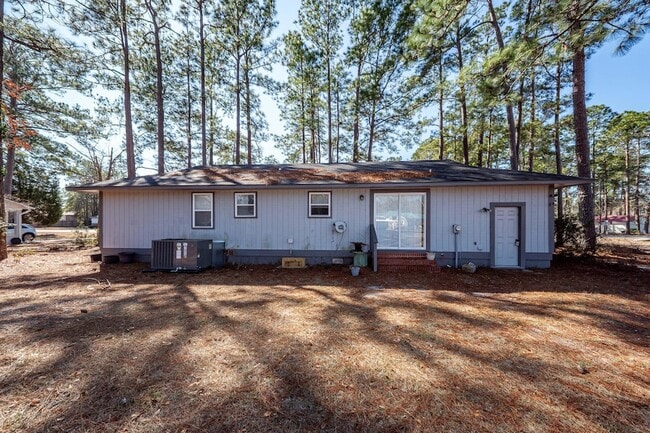 Building Photo - 444 Academy Rd