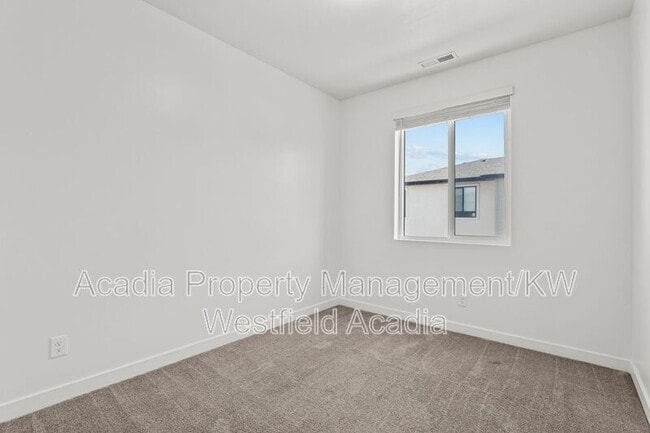 Building Photo - 419 Wood Stream Rd