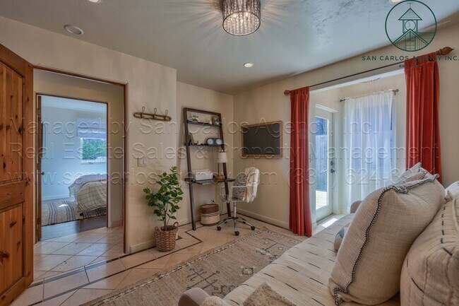 Building Photo - "Casita Del Mar" - Two Bedroom Spanish Sty...
