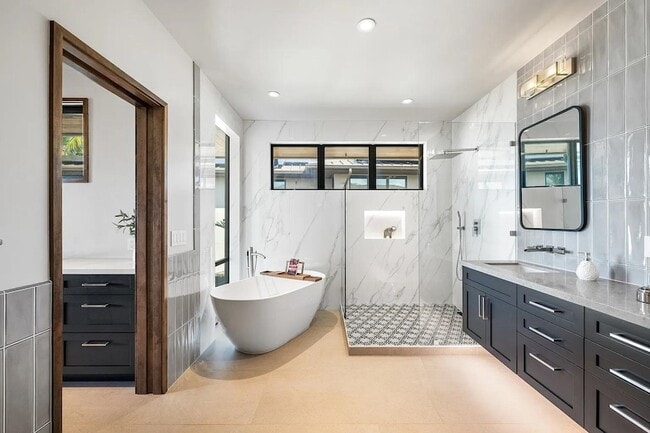 Building Photo - 50 Lewa Lani Pl