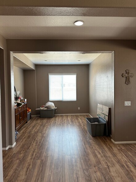 Building Photo - 217 Overleaf Way