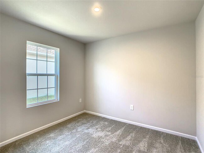 Building Photo - 1826 West Palms Drive