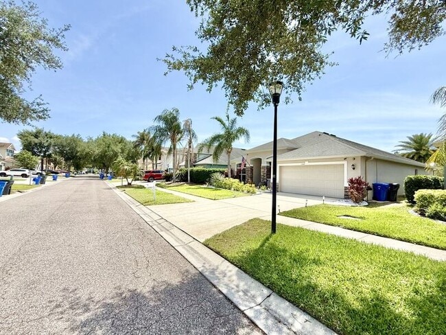 Building Photo - 11449 Newgate Crest Dr