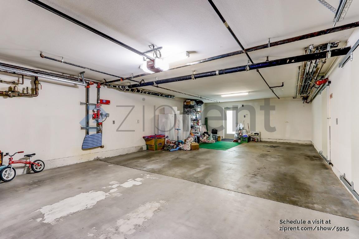 Building Photo - 403 Liquid Sugar Dr