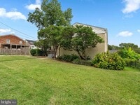 Building Photo - 6095 Wilson Blvd