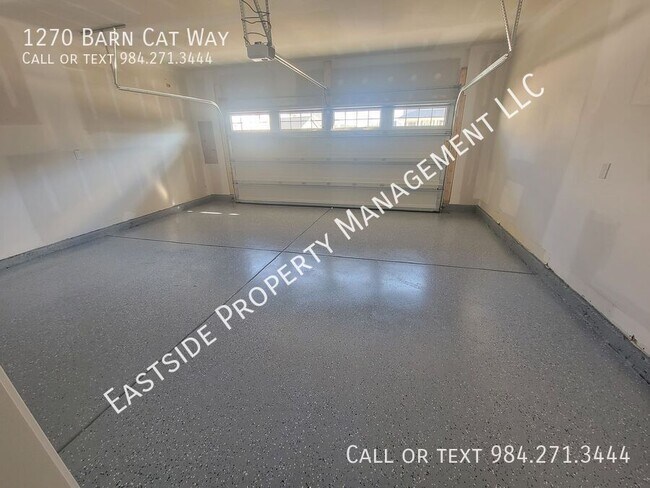 Building Photo - 1270 Barn Cat Way