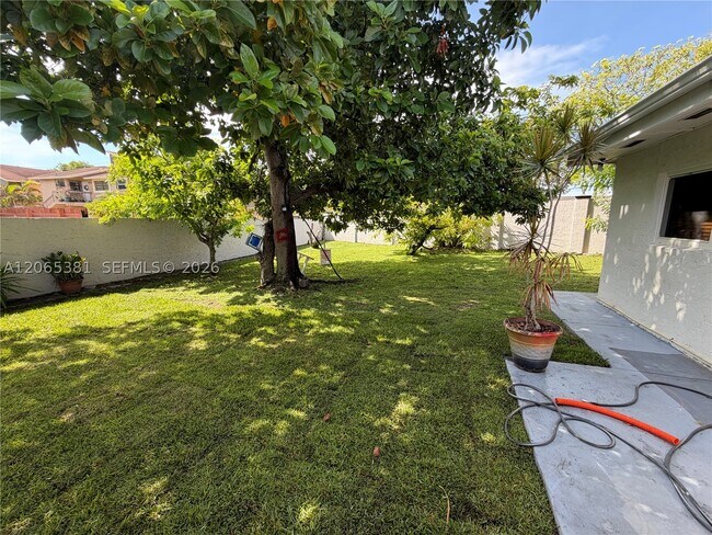 Building Photo - 3613 SW 112th Pl