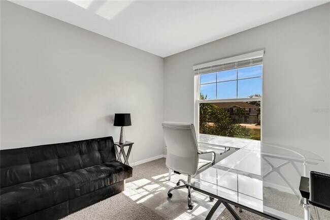 Building Photo - 8649 Daydream St