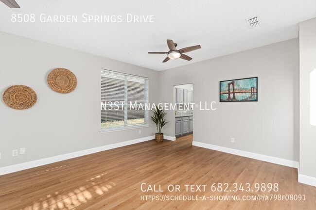 Building Photo - 8508 Garden Springs Dr