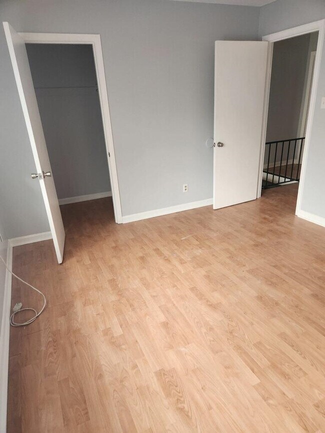 Building Photo - 3176 Raleigh Millington Rd