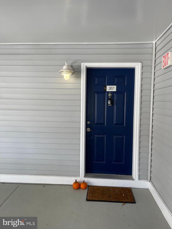 Building Photo - 10300 Appalachian Cir