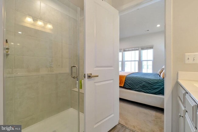 Building Photo - 2816 Arts Vista Blvd