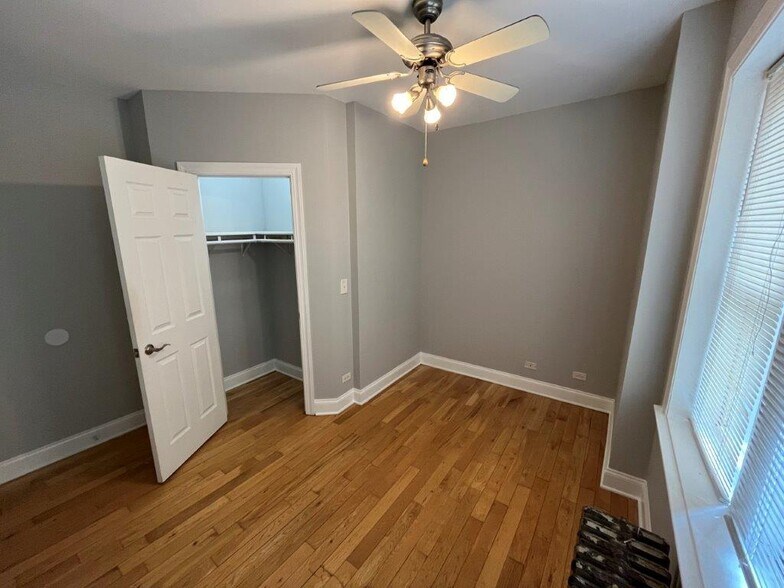 Building Photo - 4548 W George St