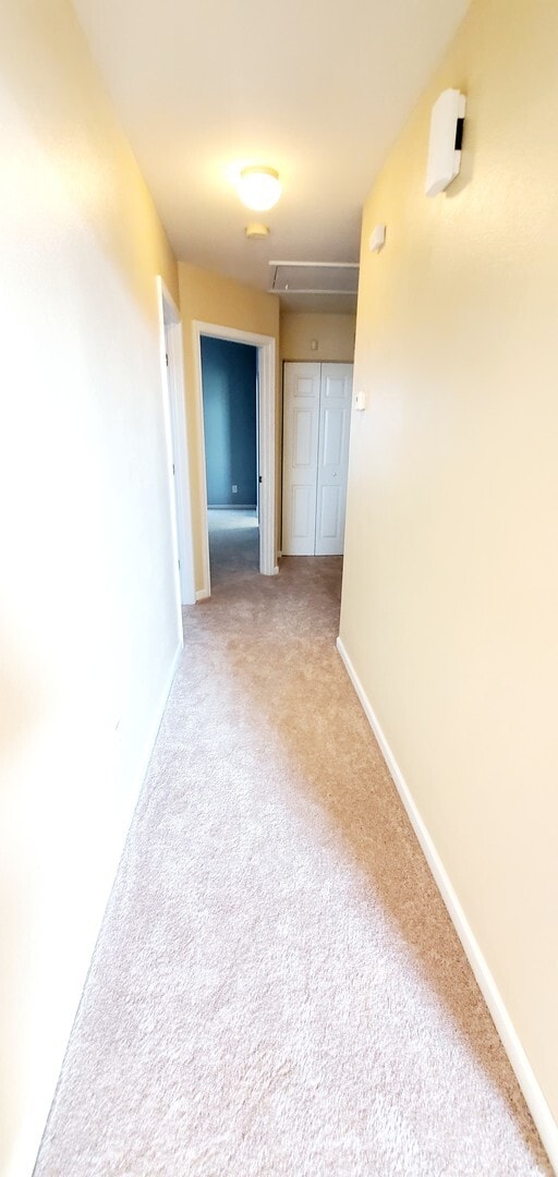 Building Photo - 3 Bedroom/2 Bath Charming Ranch
