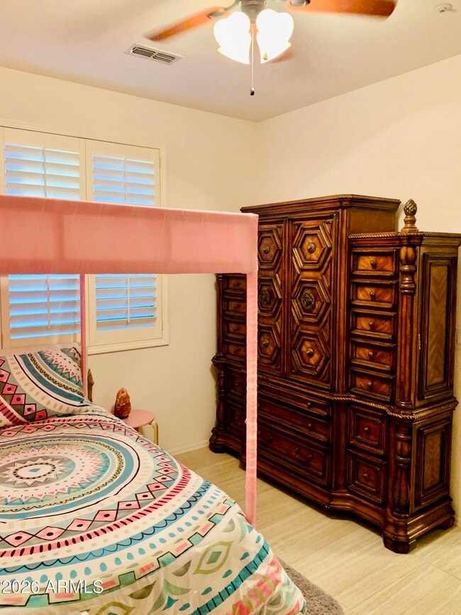 Building Photo - 9233 W Dreyfus Dr