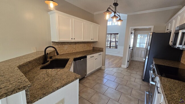 Building Photo - 104 Wetherby Ct