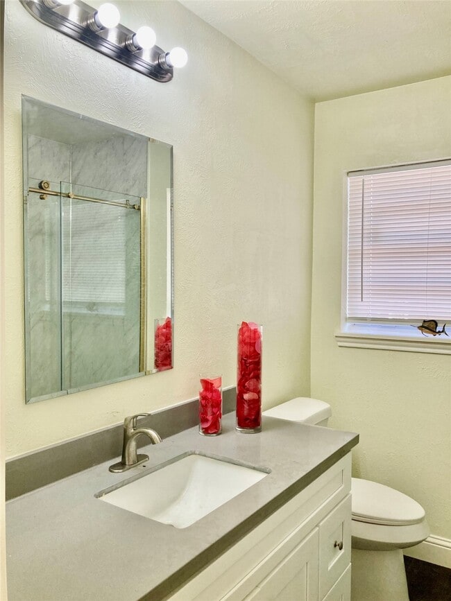 Building Photo - 10124 Homestead Rd