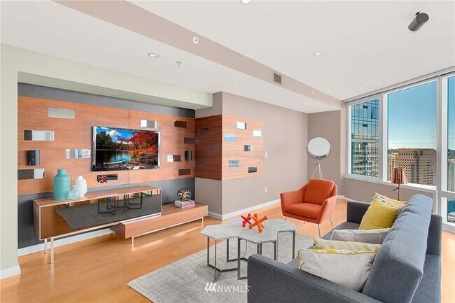 Building Photo - 10700 NE 4th St