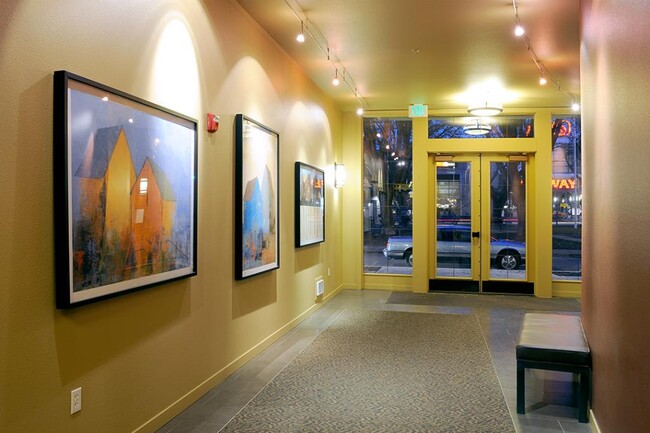 Building Photo - John Court - 2 bedrooms