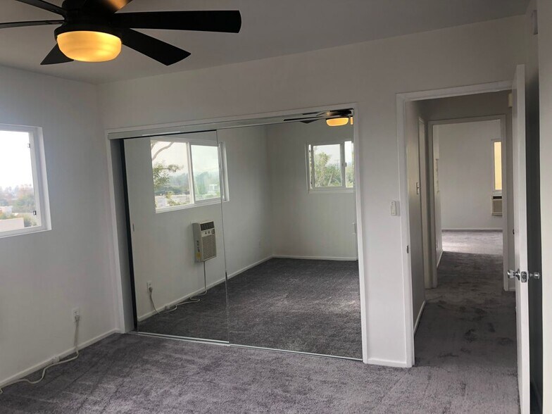 Building Photo - 744 Pier Ave