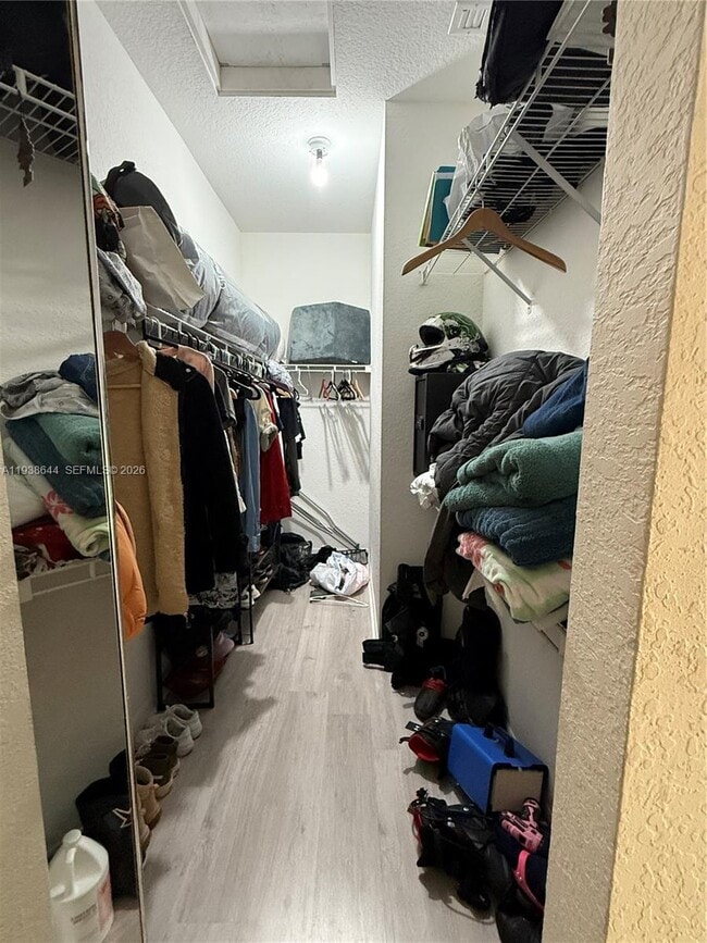 Building Photo - 7420 S Aragon Blvd