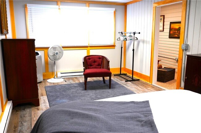 Building Photo - 54 Central Ave