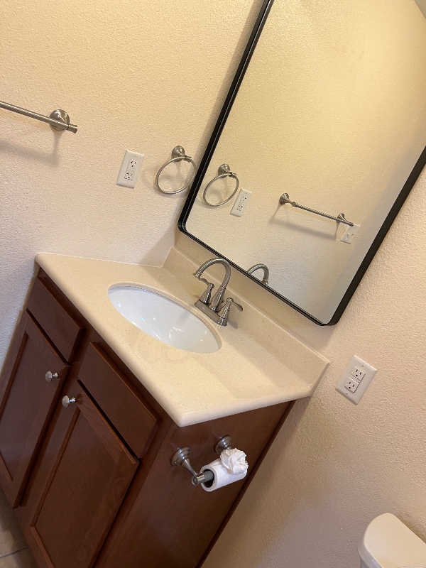 Building Photo - 3558 E Cody St