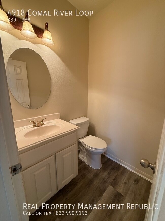 Building Photo - 4918 Comal River Loop