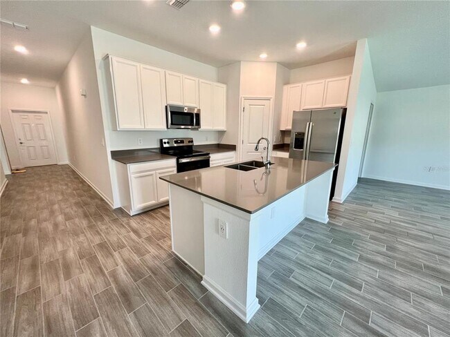 Building Photo - 753 Citrus Reserve Blvd