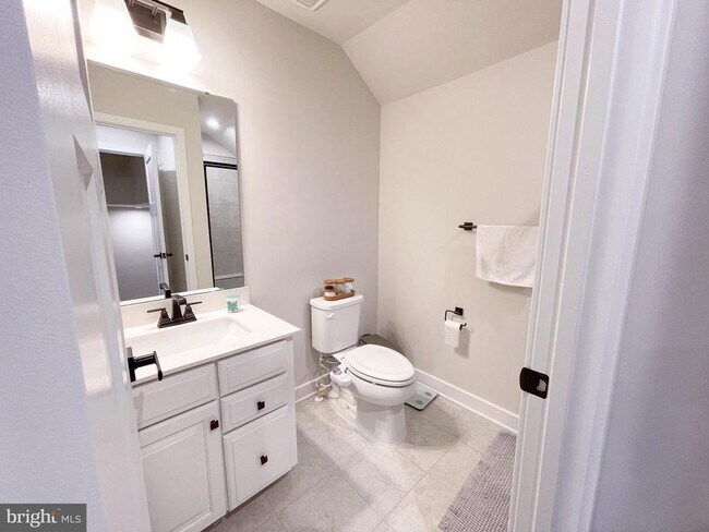 Building Photo - 4480 Commons Dr