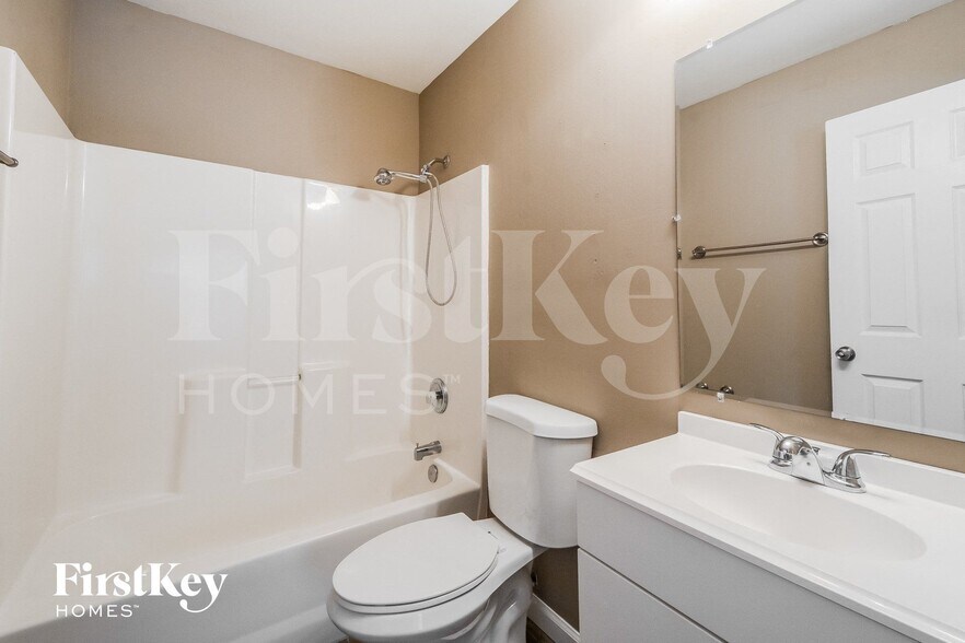 Building Photo - 2711 Liberty Landing Ct