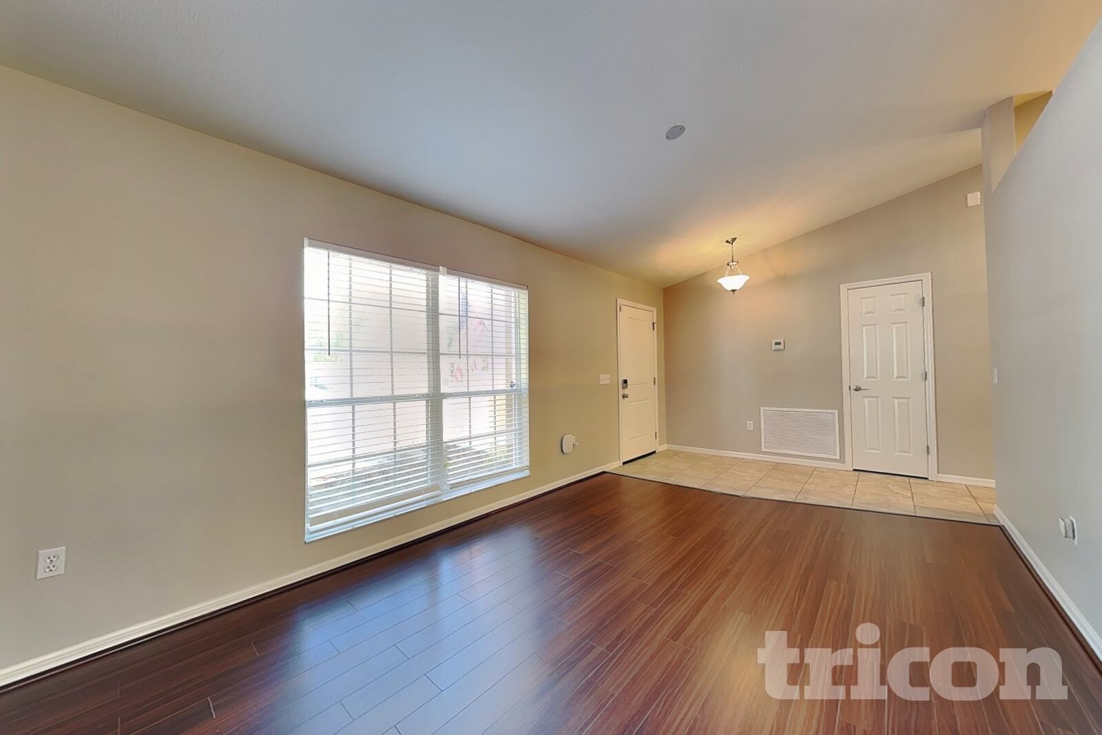 Building Photo - 10752 Carloway Hills Dr