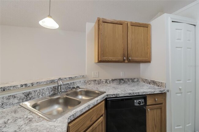 Building Photo - 110 Orion Way