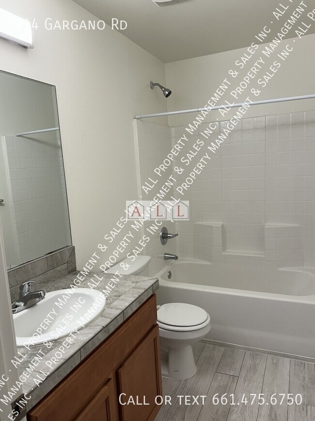 Building Photo - 914 Gargano Rd