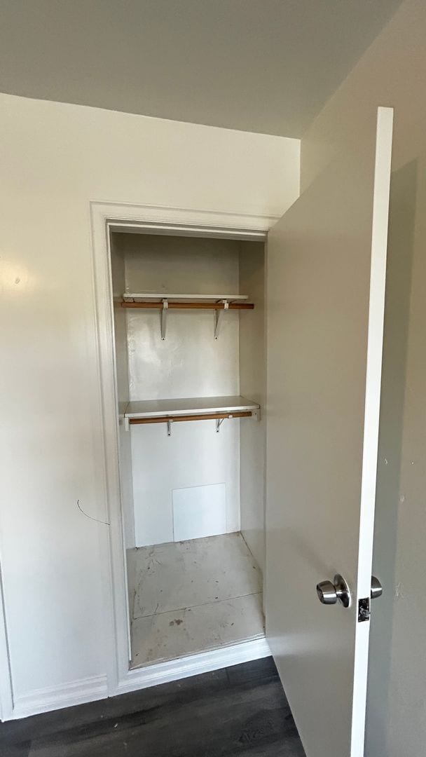 Building Photo - 306 W Sunkist St