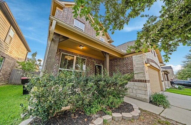 Building Photo - 11623 Greensbrook Garden Dr