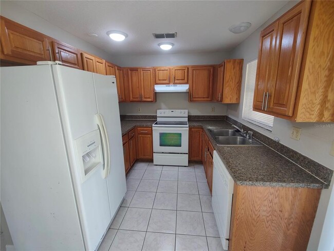 Building Photo - 759 Maderia Ct