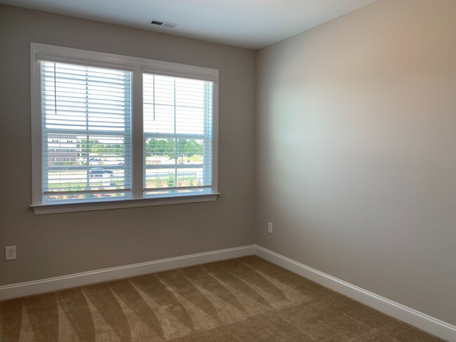 Building Photo - Gorgeous 4 Bedroom | 3.5 Bath Cary Townhom...