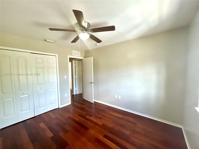 Building Photo - 3036 SE 15th Ave