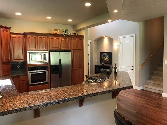 Building Photo - 788 Tukwila Dr