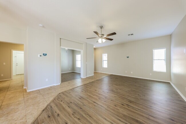 Building Photo - 16724 N 177th Ave