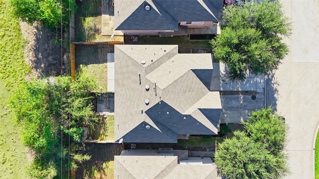 Building Photo - 2831 Hackamore Hollow Ln