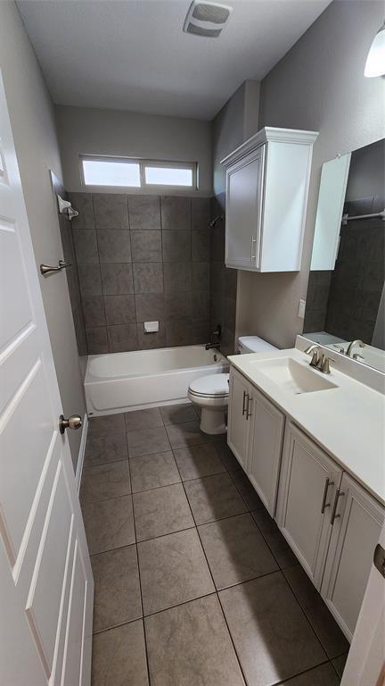 Building Photo - 16409 Pallazo Dr