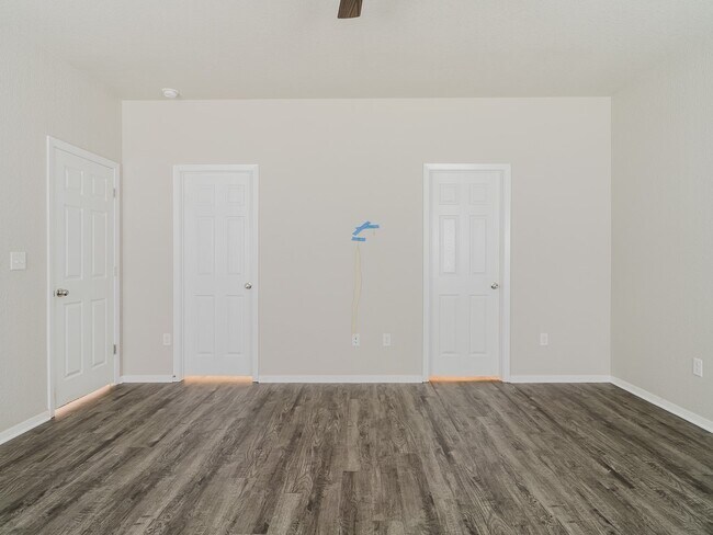 Building Photo - 6903 SW Whitmarsh Rd