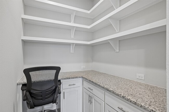 Building Photo - 623 Aspen Valley Ln